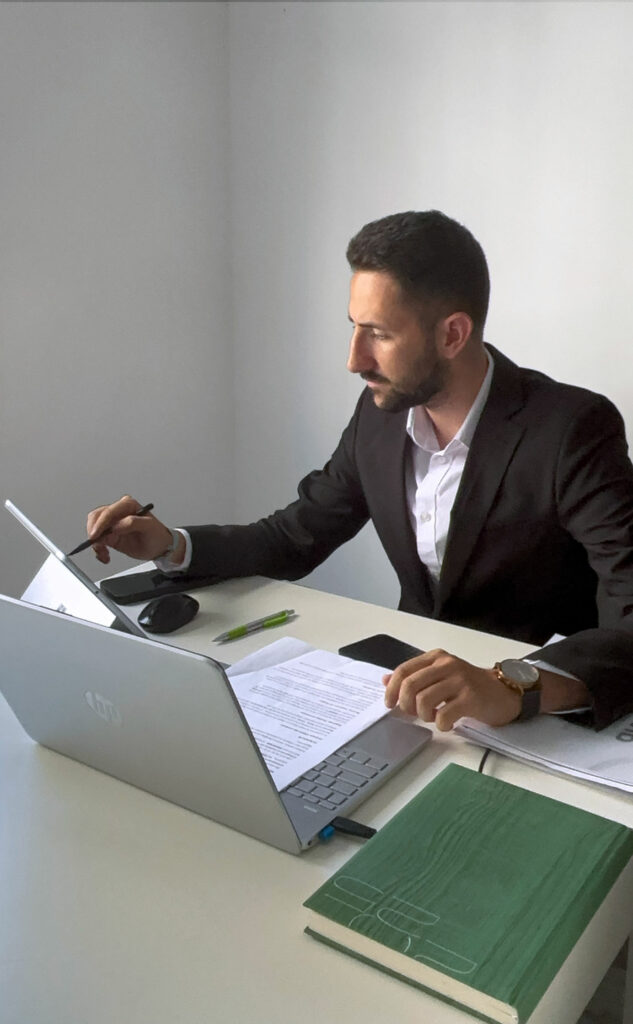 Jorge Mansilla Martinez Consultor Financiero, Consultoría Financiera